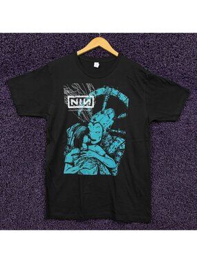 Nine Inch Nails With Teeth T-Shirt Size Large